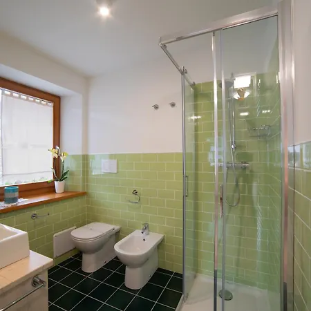 Alpedale Guest house Ovaro